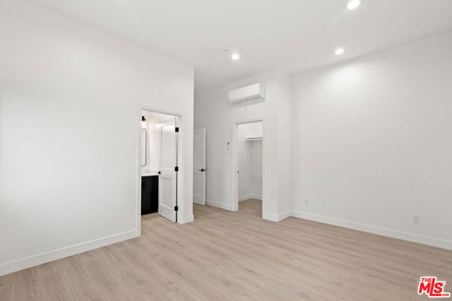 8931 Hubbard Street, Culver City CA: https://media.crmls.org/mediaz/83bb48f5-1def-4fc1-9d15-87f45d64d5b7.jpg