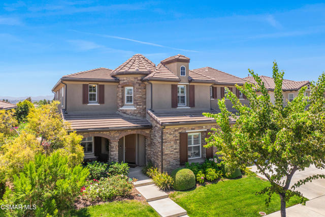 13170 Bent Grass Place, Moorpark CA: https://media.crmls.org/mediaz/83bcbf3d-c013-41e6-a523-3cd2c77b0cec.jpg