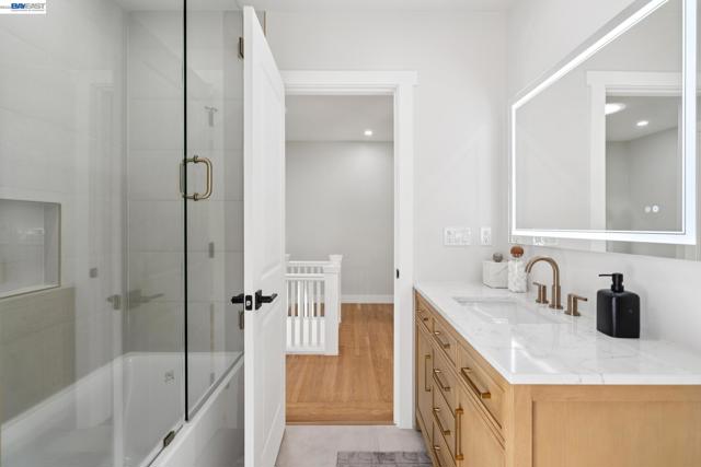 Image 27 of 45 For 800 Trestle Glen Rd