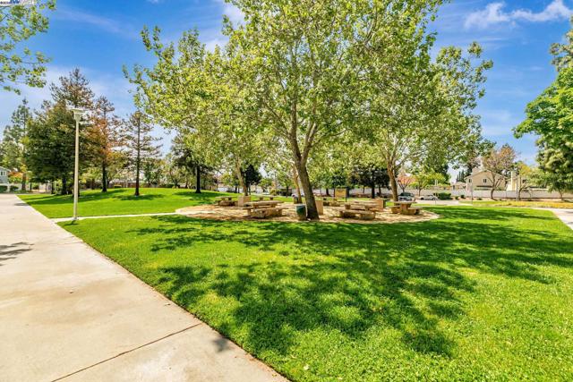 Image 54 of 58 For 42210 Live Oak Cir