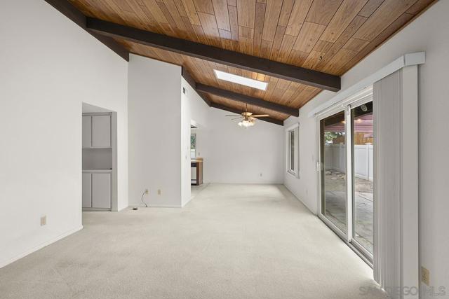 3102 S Granada Ave, Spring Valley CA: https://media.crmls.org/mediaz/83bdbf40-e904-420f-9e87-3edd1d0814ed.jpg