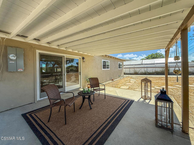 166 Sandberg Street, Thousand Oaks CA: https://media.crmls.org/mediaz/83be8109-64e4-4a1a-9e7f-8a307c183885.jpg