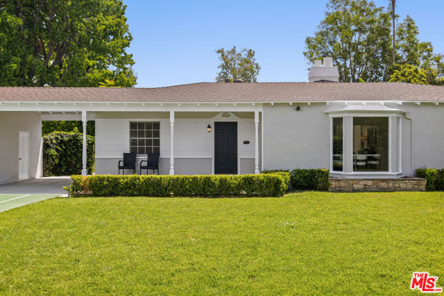 5432 Fulton Avenue, Sherman Oaks CA: https://media.crmls.org/mediaz/83bea350-6164-4499-aea3-327b39ee5efd.jpg