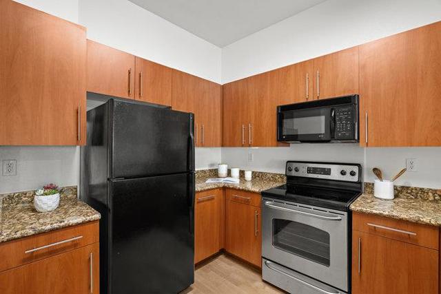 1060 S 3rd Street, San Jose CA: https://media.crmls.org/mediaz/83bec7b5-9ba6-4ae7-b355-ae0be3938bb6.jpg