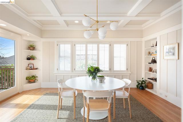 Image 12 of 58 For 685 Calmar Ave