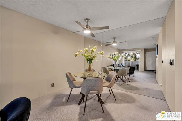 2860 N Los Felices Road, Palm Springs CA: https://media.crmls.org/mediaz/83bf3ed3-f1ee-4cfc-9834-b4769110fca8.jpg