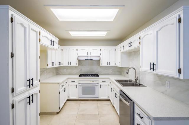 1542 E Alluvial Avenue, Fresno CA: https://media.crmls.org/mediaz/83c02685-8332-4e85-b8df-10926b4c2f28.jpg