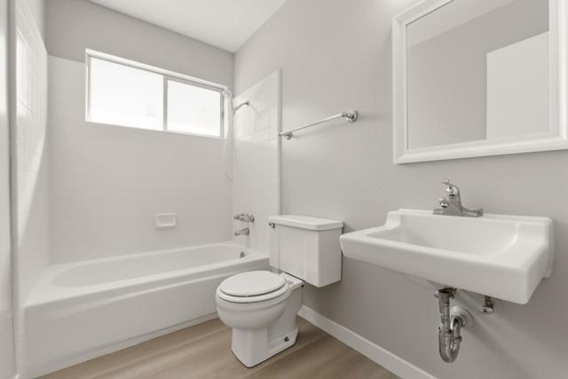 190 Ronan Avenue, Gilroy CA: https://media.crmls.org/mediaz/83c1ff70-5708-4d20-a06e-971ecff06e4c.jpg