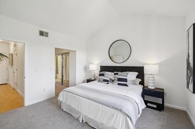 1982 W Bayshore Road, East Palo Alto CA: https://media.crmls.org/mediaz/83c33e2e-1551-4147-b249-ab59d9e3854f.jpg