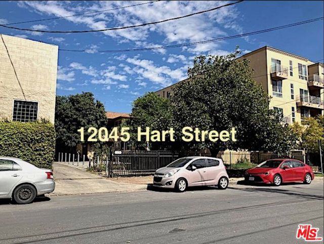 12045 Hart Street, North Hollywood CA: https://media.crmls.org/mediaz/83c356cf-fce6-4fbf-af5d-83f4a6895d06.jpg