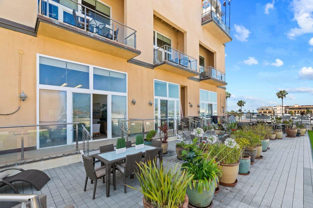 550 Seagaze Drive - photo 11