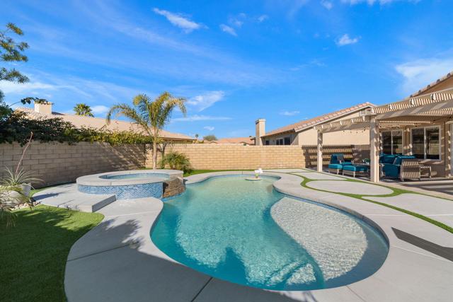 49771 Lincoln Drive, Indio CA: https://media.crmls.org/mediaz/83c49dbd-3335-48d4-bf0a-a5929d9aff8b.jpg