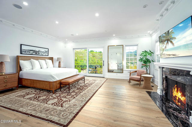 508 W Stafford Road, Thousand Oaks CA: https://media.crmls.org/mediaz/83c4b19e-ec4c-4fa1-bede-61225389ca20.jpg