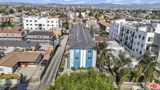 Image 5 of 8 For 1271 39th Place