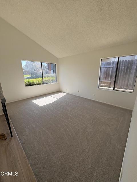 Detail Gallery Image 2 of 29 For 9607 Oneida St, Ventura,  CA 93004 - 3 Beds | 2 Baths
