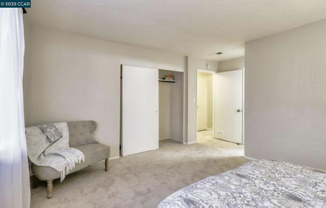 1095 Mohr Ln, Concord CA: https://media.crmls.org/mediaz/83c9cc73-82ec-4e07-9cf2-8f864b1ef040.jpg