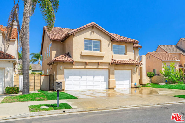 6615 Kentwood Bluffs Drive, Los Angeles CA: https://media.crmls.org/mediaz/83cb0843-1d31-4da4-892d-836acb97c0c3.jpg