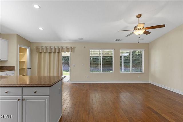 908 Valerie Lane, Tehachapi CA: https://media.crmls.org/mediaz/83cb1e21-6ea7-4c6d-af48-b72cf61b9419.jpg