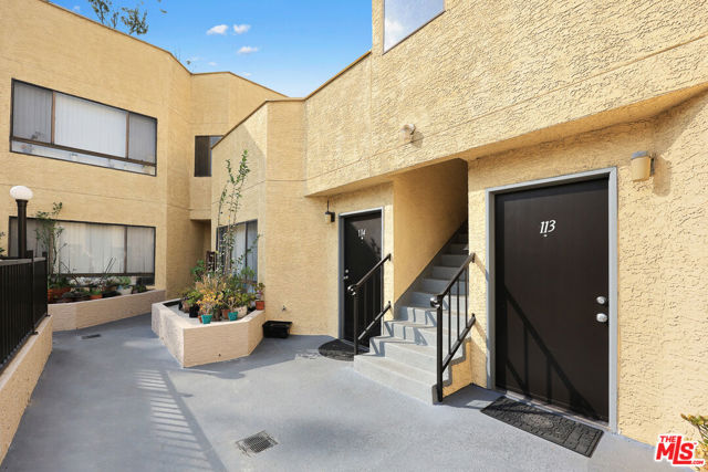 Image 13 of 24 For 1818 Vassar Street