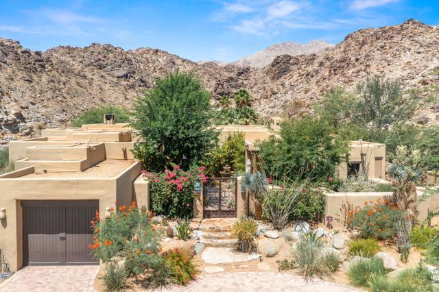 72275 Upper W Way, Palm Desert CA: https://media.crmls.org/mediaz/83cbd318-e746-47cb-bdd3-3c5759745955.jpg