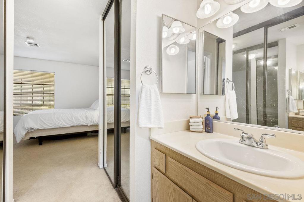 10379 Azuaga St - photo 20