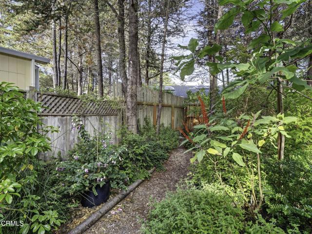 Detail Gallery Image 29 of 38 For 43300 Little River Airport Rd #117,  Little River_1,  CA 95456 - 3 Beds | 2 Baths