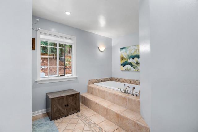 22 Quien Sabe Road, Scotts Valley CA: https://media.crmls.org/mediaz/83ccf302-9d31-4932-986c-3b367c04b6e1.jpg