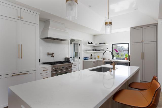 3030 Ibsen, Point Loma CA: https://media.crmls.org/mediaz/83cdbe53-9a2c-46c8-855d-71fb307dfb83.jpg