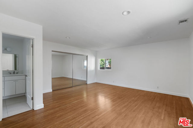 4031 Edenhurst Avenue, Los Angeles CA: https://media.crmls.org/mediaz/83d15b74-275a-4635-be3a-1f4e42995f40.jpg