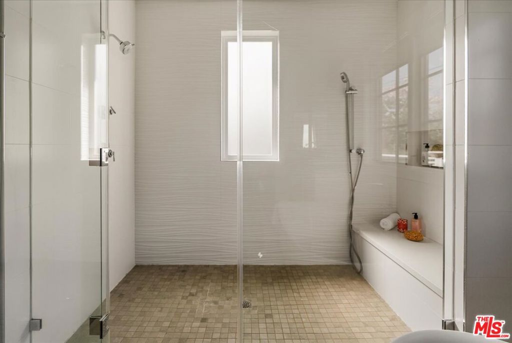 MLS #25605939 image #28