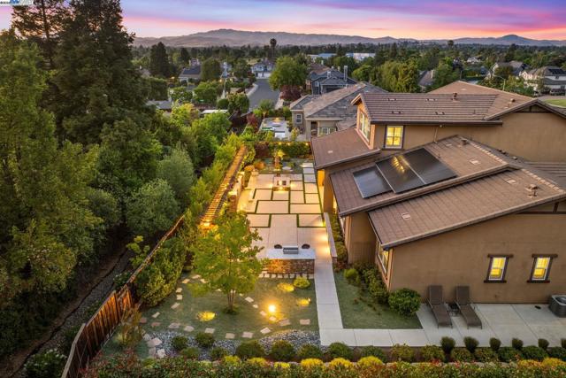 2135 Terra Bella Ct, Livermore CA: https://media.crmls.org/mediaz/83d2d140-1289-4f0e-b618-f6d8311bacca.jpg