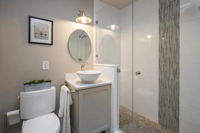 2665 Carolina Avenue, Redwood City CA: https://media.crmls.org/mediaz/83d2dacb-e3cd-4e08-9776-2bb0f6ec1ca1.jpg