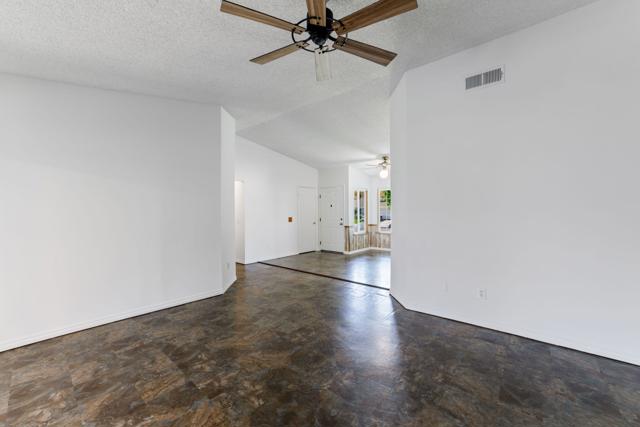 1548 Teton St Street, San Bernardino CA: https://media.crmls.org/mediaz/83d40641-9951-487e-bef1-d269a9f4157d.jpg