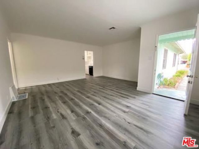 4269 Revere Place photo 4