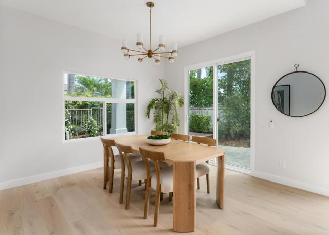 Detail Gallery Image 11 of 46 For 14004 Calle Venecia, San Diego,  CA 92130 - 4 Beds | 2/1 Baths