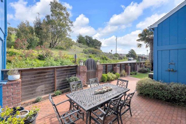 Image 44 of 63 For 61 Ocean Street