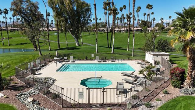 76570 Hollyhock Drive, Palm Desert CA: https://media.crmls.org/mediaz/83d5b638-3bcb-4cd2-99f6-3a493f60f924.jpg