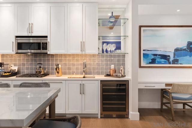 1500 Orange Avenue, Coronado CA: https://media.crmls.org/mediaz/83d616ea-2859-447a-9de3-7506ef477968.jpg