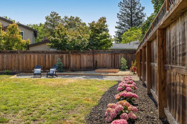 733 Northampton Drive, Palo Alto CA: https://media.crmls.org/mediaz/83d68272-b863-4fbc-ba5e-a6c0dbf93a40.jpg