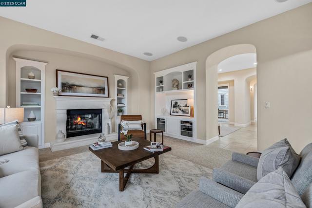 1966 Casablanca St, Danville CA: https://media.crmls.org/mediaz/83d6fc35-03d7-4fda-8be4-9d469929c371.jpg