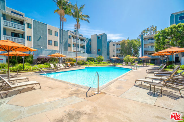 2 Bed Home for Sale in Los Angeles, California