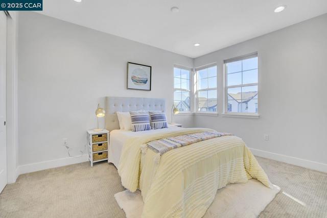 105 Laurel Oak Drive, Pleasant Hill CA: https://media.crmls.org/mediaz/83d7bc6a-1c12-44c0-a499-b6698e7b48c2.jpg