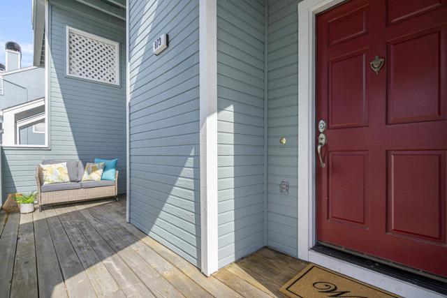 873 Boardwalk Place,  CA: https://media.crmls.org/mediaz/83d81b33-ccd1-4ae8-85a5-423b89e669f0.jpg