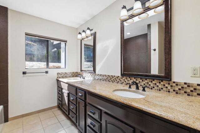 16035 Oak Glen Avenue, Morgan Hill CA: https://media.crmls.org/mediaz/83d9a332-0bee-4bff-b70d-718b4ca512b6.jpg