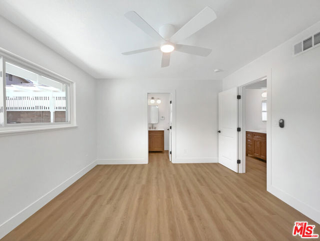 10011 Odessa Avenue, North Hills CA: https://media.crmls.org/mediaz/83dadf9a-7ea7-45a9-945a-cf3c9247cfa8.jpg