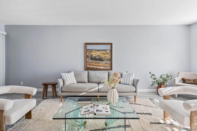 17031 Bernardo Center Dr, San Diego CA: https://media.crmls.org/mediaz/83dae0eb-75d7-4936-94cb-09f081964f0c.jpg