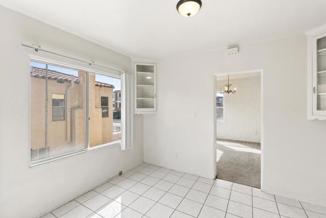 Detail Gallery Image 15 of 47 For 3040 Byron St, San Diego,  CA 92106 - 6 Beds | 2 Baths