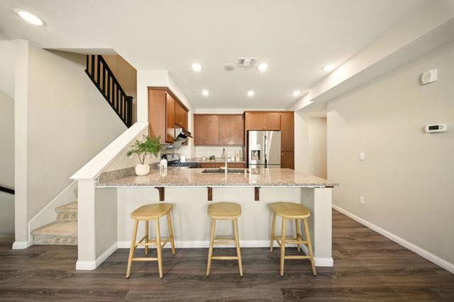 2086 Mahuron Circle, San Jose CA: https://media.crmls.org/mediaz/83dcd3b9-8b75-4a01-986b-187570581718.jpg