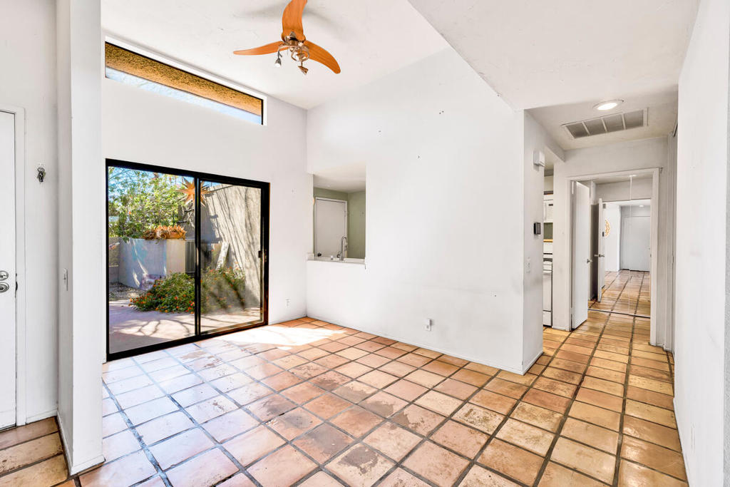 MLS #219137230PS image #10