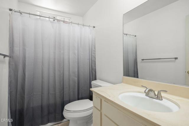 170 N Linden Drive, Ventura CA: https://media.crmls.org/mediaz/83dd5196-3e9c-4da5-b0e5-72d6e90d45ae.jpg